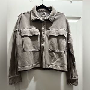 Abercrombie SoftAF MAX Cropped Shacket